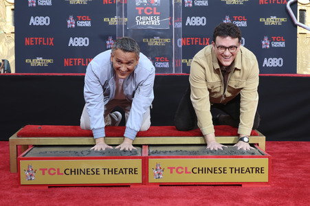 Hand and Footprint Ceremony mit Anthony und Joe Russo in Los Angeles