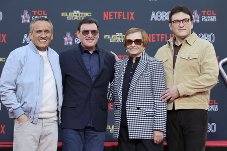 Hand and Footprint Ceremony mit Anthony und Joe Russo in Los Angeles