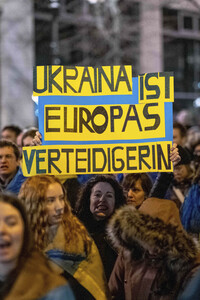 Demonstration zum DrittenJahrestag des Beginns des russischen Angriffskrieges auf die Ukraine
