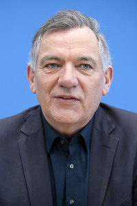 Bundespressekonferenz Die Linke - Zu den Bundestagswahlen in Berlin