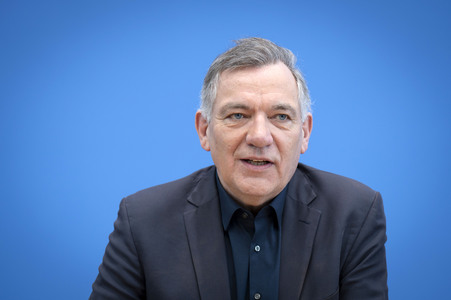 Bundespressekonferenz Die Linke - Zu den Bundestagswahlen in Berlin