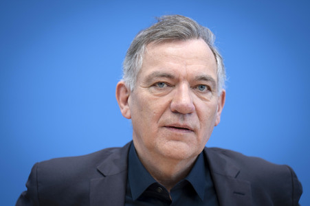 Bundespressekonferenz Die Linke - Zu den Bundestagswahlen in Berlin