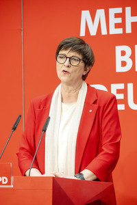 Pressekonferenz der SPD zu den Bundestagswahlen in Berlin