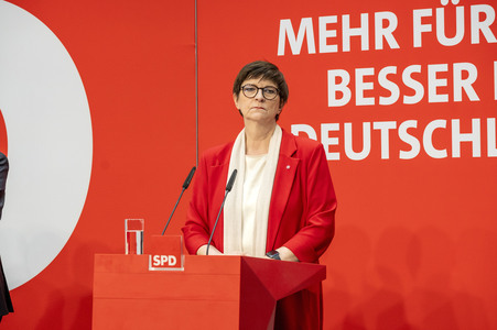 Pressekonferenz der SPD zu den Bundestagswahlen in Berlin
