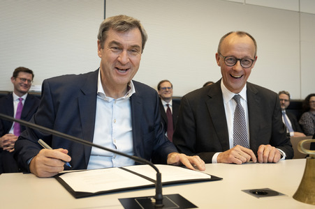 Konstituierende Fraktionssitzung von CDU und CSU in Berlin