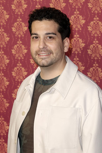 Serienpremiere 'Ghosts' in Köln