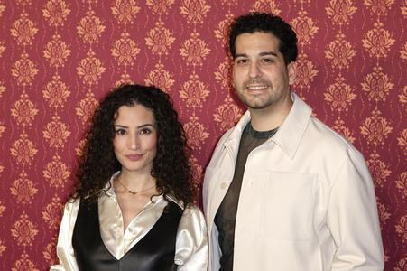 Serienpremiere 'Ghosts' in Köln