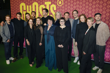 Serienpremiere 'Ghosts' in Köln