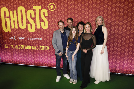 Serienpremiere 'Ghosts' in Köln