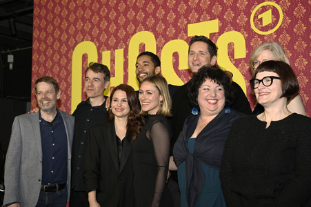 Serienpremiere 'Ghosts' in Köln