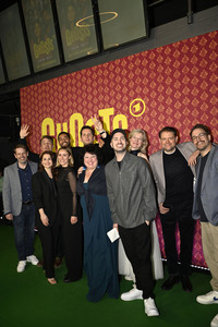 Serienpremiere 'Ghosts' in Köln