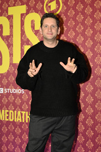 Serienpremiere 'Ghosts' in Köln