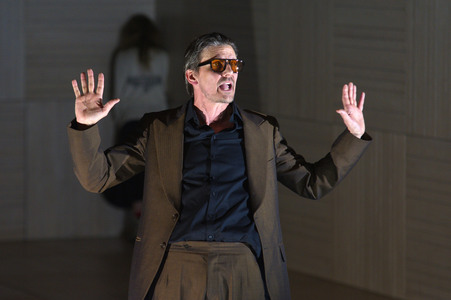 Theaterpremiere 'Die heilige Johanna der Schlachthöfe' in Berlin