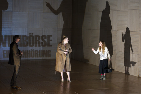 Theaterpremiere 'Die heilige Johanna der Schlachthöfe' in Berlin