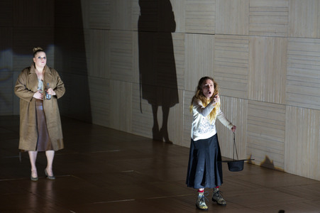 Theaterpremiere 'Die heilige Johanna der Schlachthöfe' in Berlin