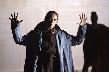 Theaterpremiere 'Die heilige Johanna der Schlachthöfe' in Berlin