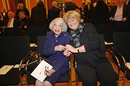 Verleihung der Ehrenbürgerwürde an Friede Springer in Berlin