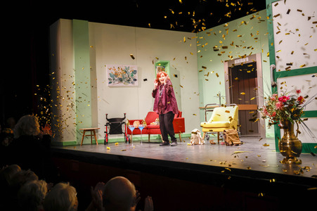 Theaterpremiere 'Oma Trick' in Berlin