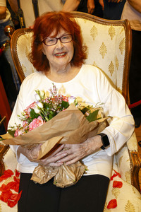 Theaterpremiere 'Oma Trick' in Berlin