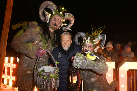 Fackellauf bei den Baltic Lights 2025 auf Usedom