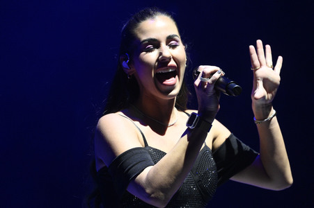 Eisrevue-Premiere 'Holiday on Ice - Horizons' in Berlin