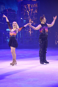 Eisrevue-Premiere 'Holiday on Ice - Horizons' in Berlin