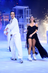 Eisrevue-Premiere 'Holiday on Ice - Horizons' in Berlin