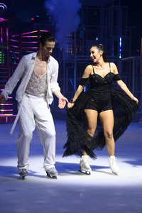 Eisrevue-Premiere 'Holiday on Ice - Horizons' in Berlin