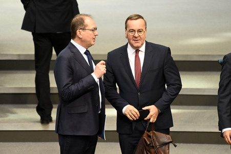 213. Sitzung des Deutschen Bundestages in Berlin