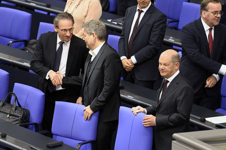 213. Sitzung des Deutschen Bundestages in Berlin