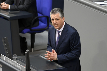 213. Sitzung des Deutschen Bundestages in Berlin