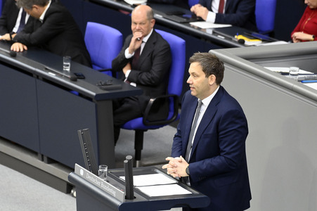 213. Sitzung des Deutschen Bundestages in Berlin