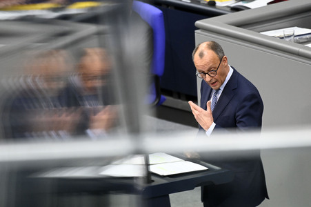 213. Sitzung des Deutschen Bundestages in Berlin