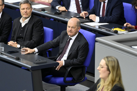 213. Sitzung des Deutschen Bundestages in Berlin