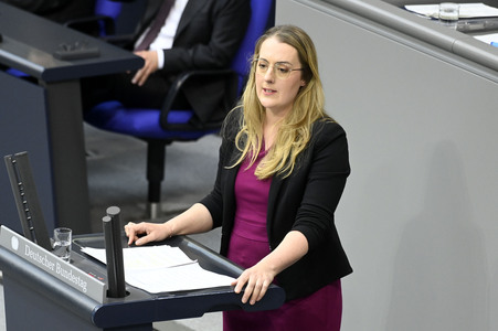 213. Sitzung des Deutschen Bundestages in Berlin