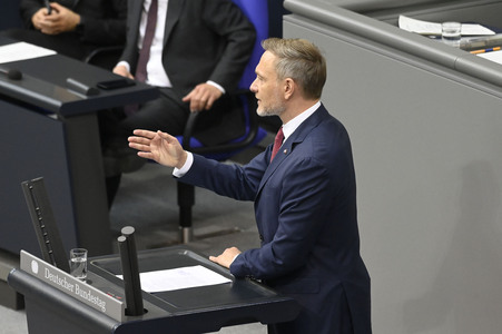 213. Sitzung des Deutschen Bundestages in Berlin