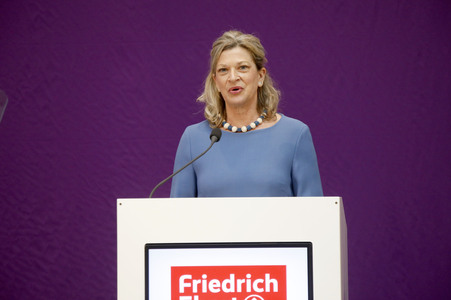 Festakt zum 100. Jubiläum der Friedrich-Ebert-Stiftung in Berlin