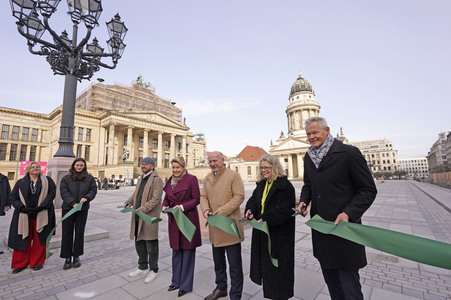 Wiedereröffnung vom Gendarmenmarkt in Berlin