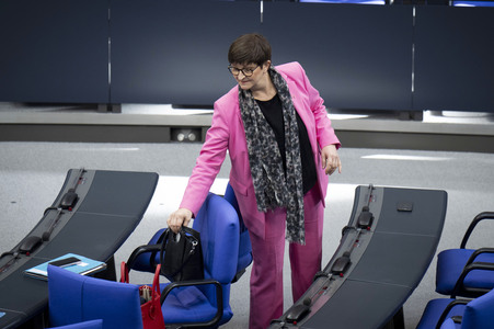 213. Sitzung des Deutschen Bundestages in Berlin