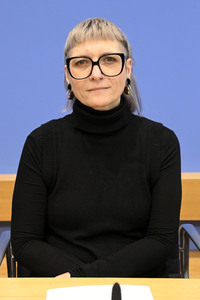 Bundespressekonferenz 'Fonds Sexueller Missbrauch vor dem Aus?' in Berlin