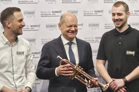 Olaf Scholz auf der Internationalen Handwerksmesse in München