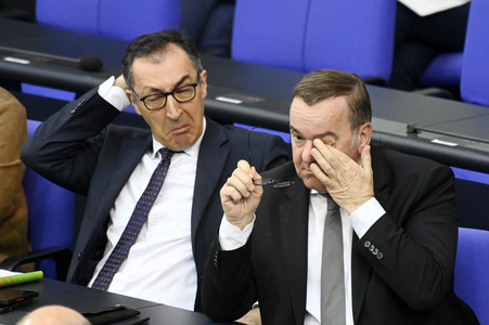 214. Sitzung des Deutschen Bundestages in Berlin