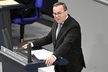 214. Sitzung des Deutschen Bundestages in Berlin