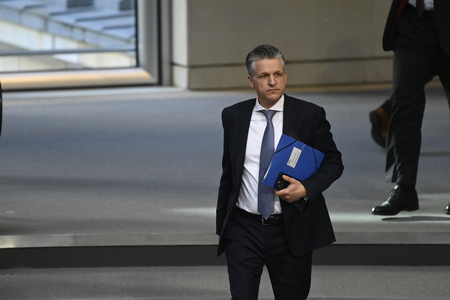 214. Sitzung des Deutschen Bundestages in Berlin