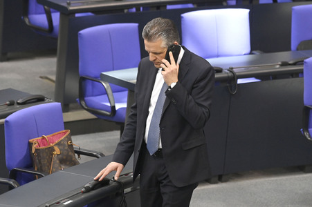 214. Sitzung des Deutschen Bundestages in Berlin