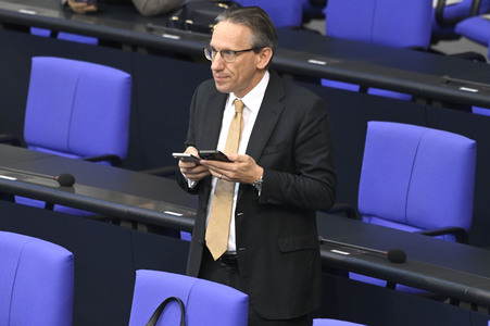 214. Sitzung des Deutschen Bundestages in Berlin