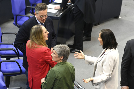 214. Sitzung des Deutschen Bundestages in Berlin