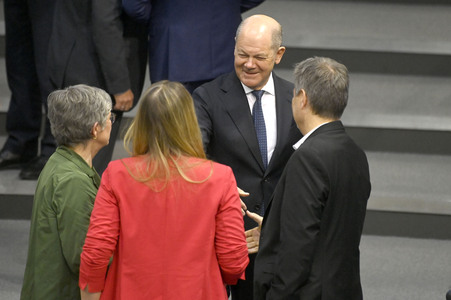 214. Sitzung des Deutschen Bundestages in Berlin