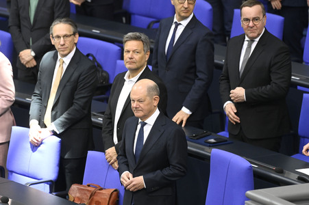 214. Sitzung des Deutschen Bundestages in Berlin