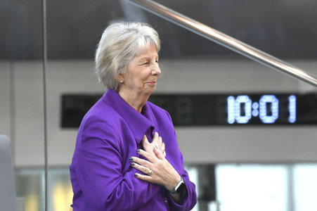 214. Sitzung des Deutschen Bundestages in Berlin